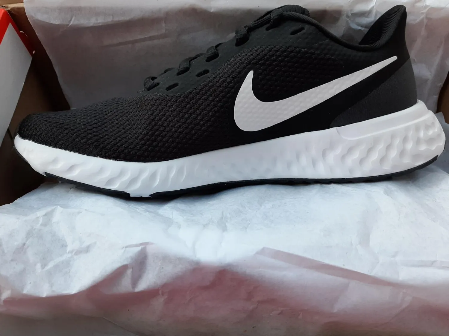 Nike Revolution 5 scarpe corsa donna nero