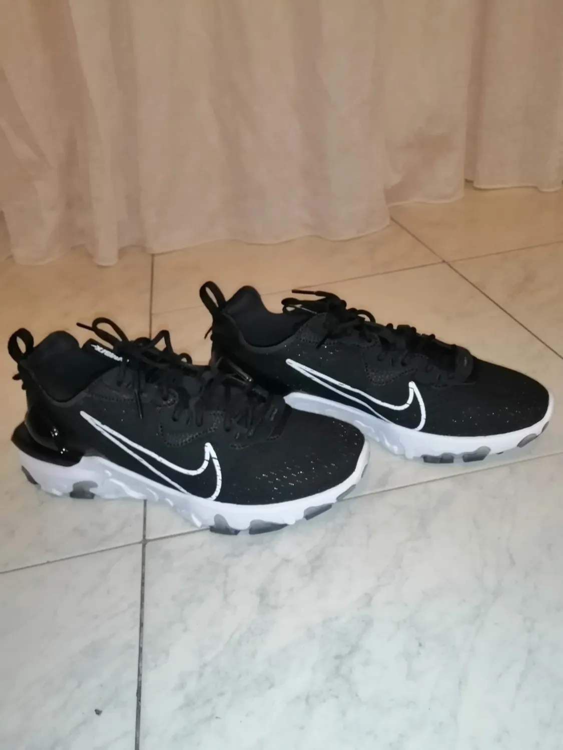 Nike React Vision scarpe running nero 44 EU